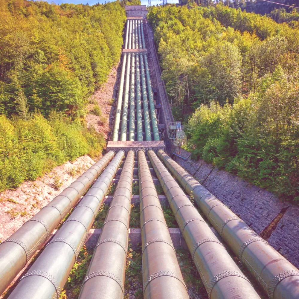 Set of six pipelines